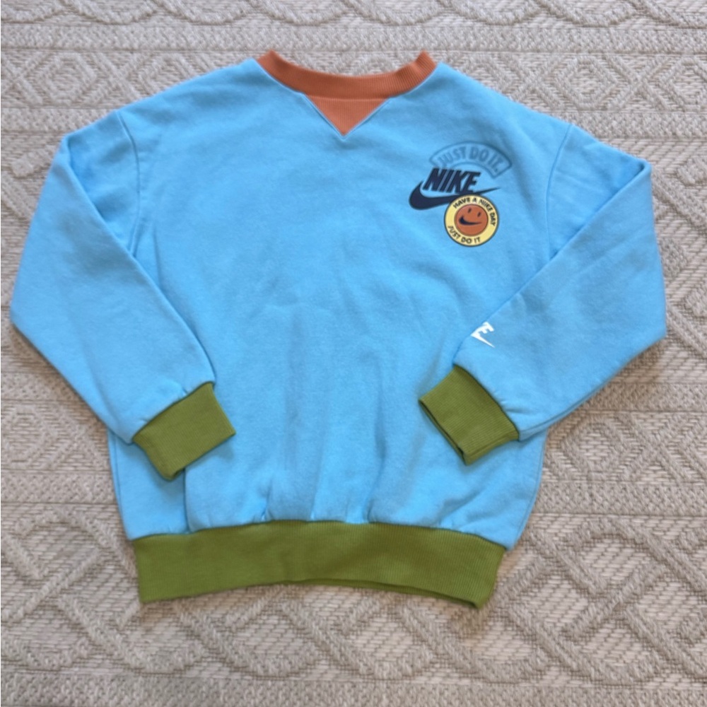 Nike sweatshirt